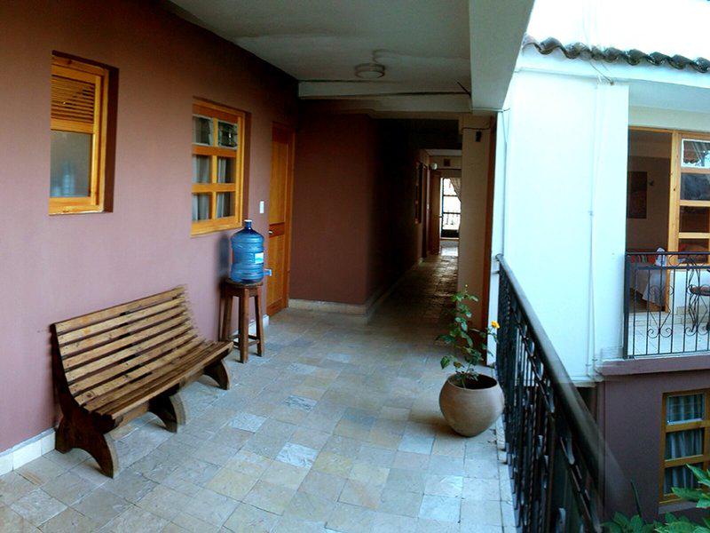 DB4E095C64285A8B4F2A49DA62E77B98