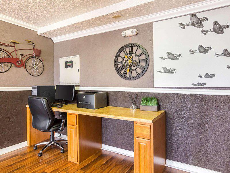 22D9F37414D5D0EBE6A2EE9FB6F770B2