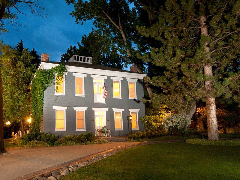 96D613B561F405B13F09888E85AEC6A6