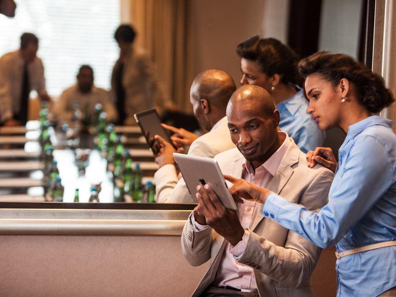 FFCDB32BE5956E8740EEE12DB3979EB9