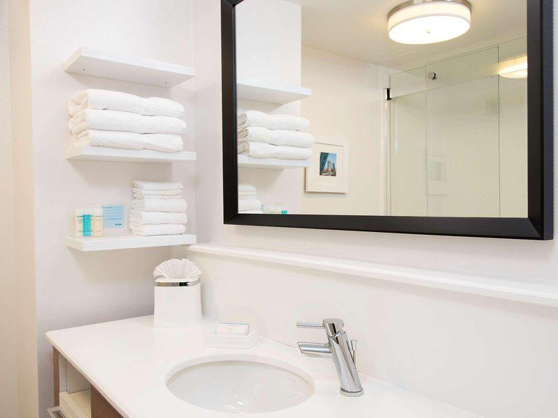 CA57ED3300D688D69998ABC55573E13A