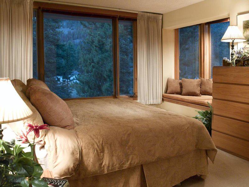 1442D9F64AB720677089AEB8523BC375