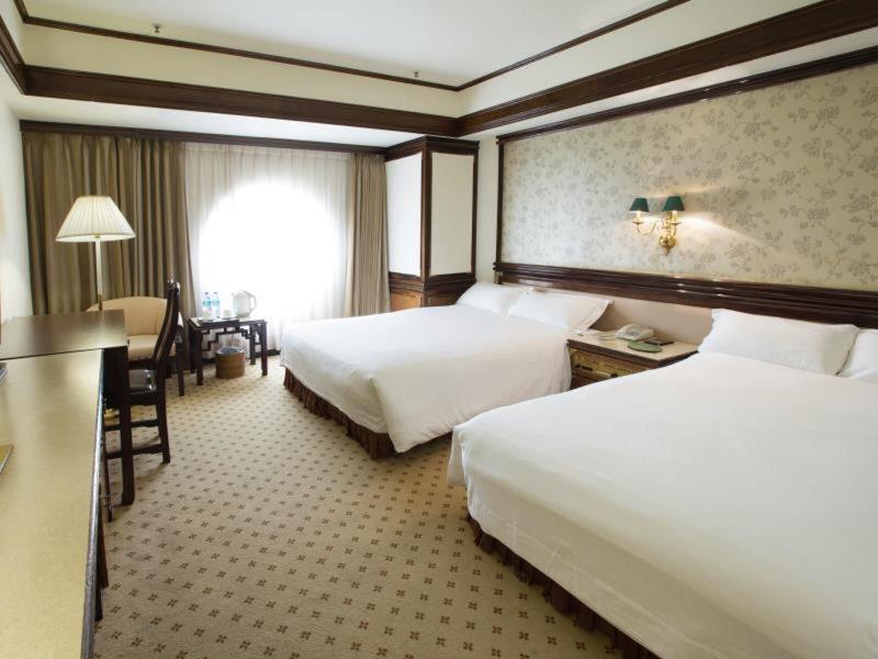 3886AD91B62E70E171E638008FF02840