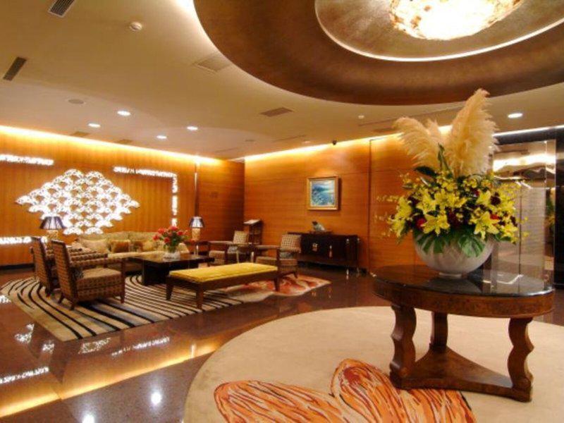 06B18371C752E5F42A85A0F398AE31DF