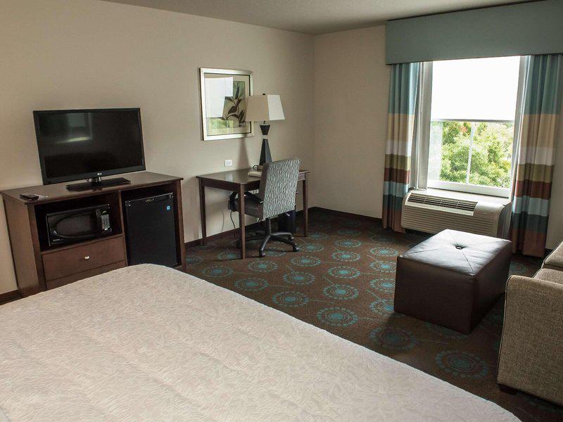 047EAFA24B4E5B351C8A9C0FA1DA9096