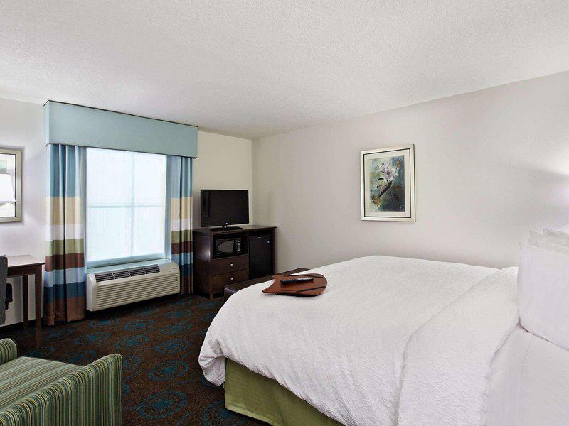 B92D4FF66F9AF3FFEBEA1EC72D8661D1