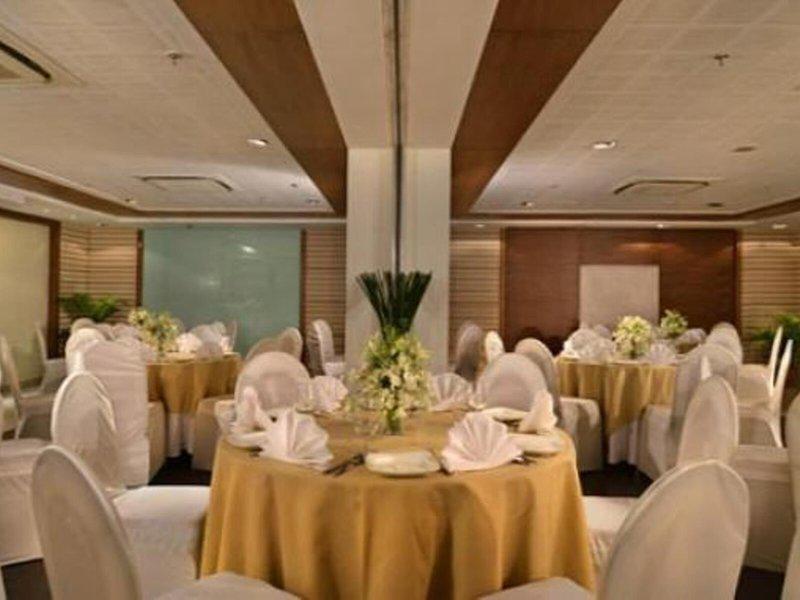 08E979E5A818F8D60BAC966D7887161B