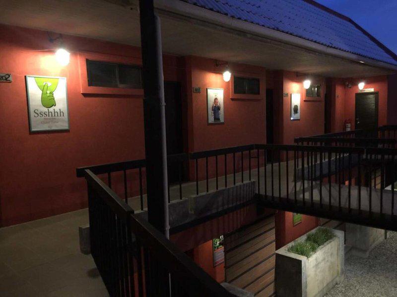 F2F8D77B697A4D1A1A04469D41219965