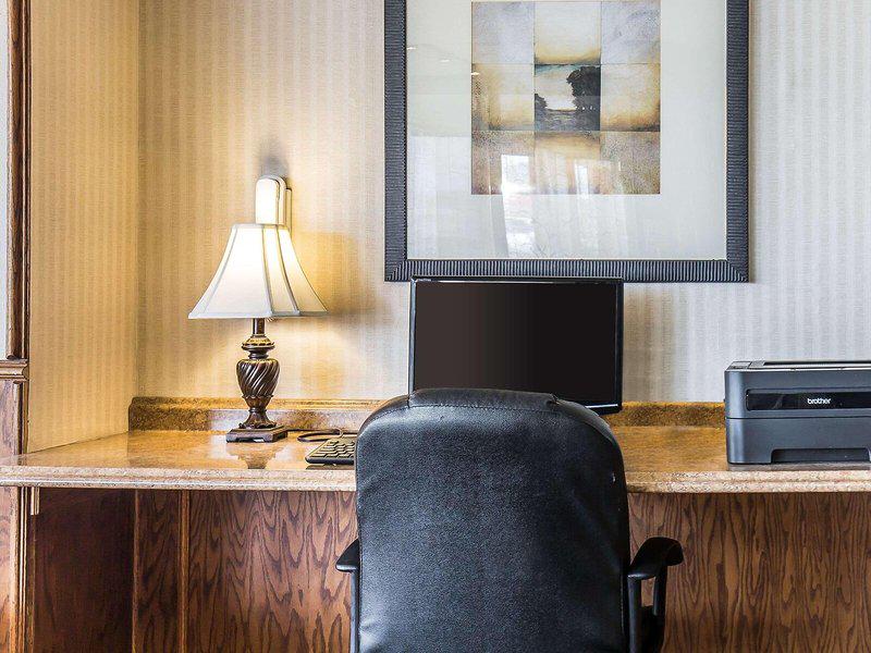 8DA6FE7BC4249B10B6044F17BEAFF1E5