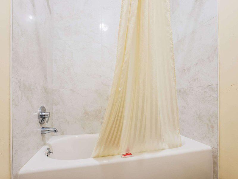 AE0928DE738C15C64972C57E75283CFE