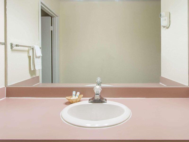 4658E9CB9EAB3D7929A96BCFEA442D63