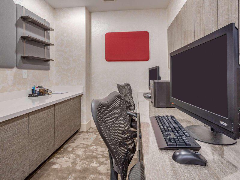 A1E45C543F5287E07638C84A1F58B706