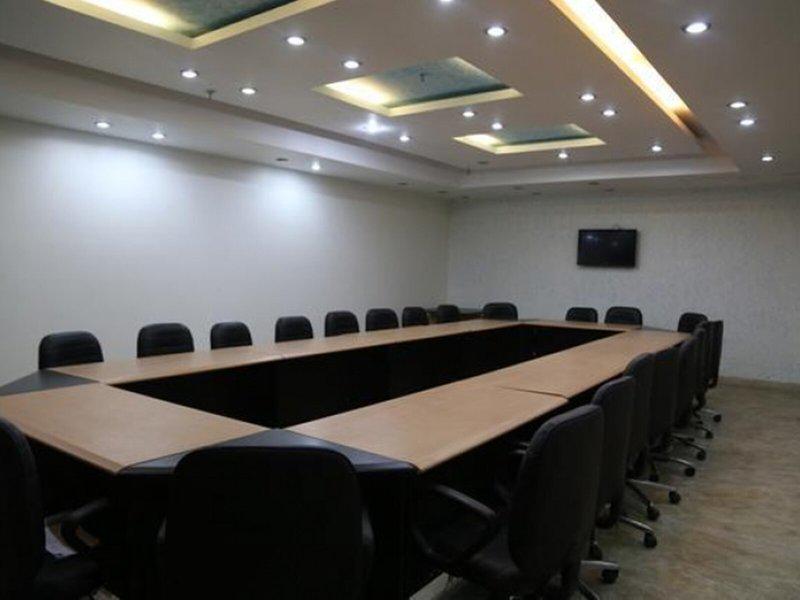 EAD679256E6EFC1BDAFDBC3EB0B58047