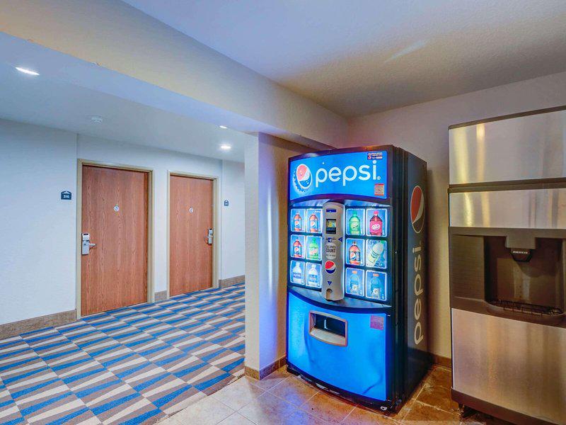 0C8825DCDBB7D3FDA8E137EAFD6F8D6F