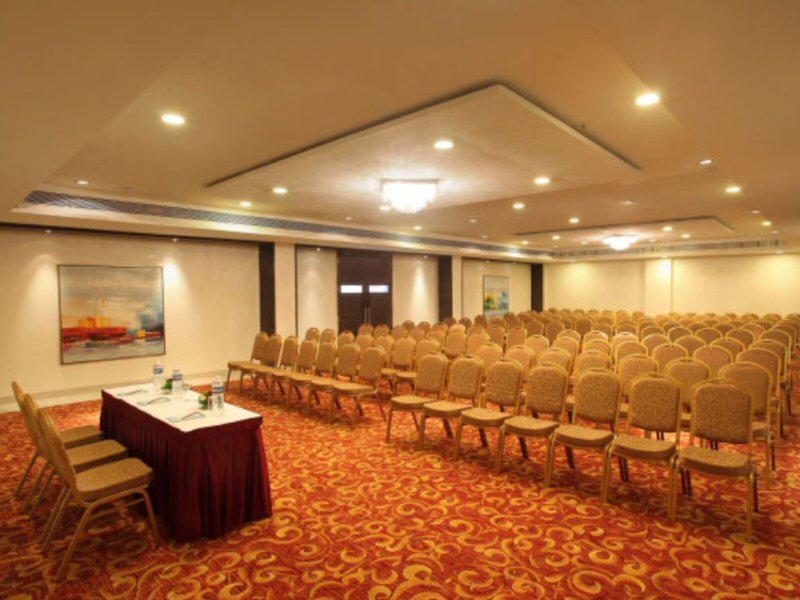 C94AD233193F133AB59F9B762103F956