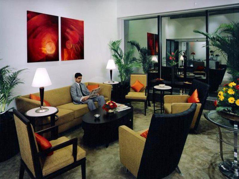 84DC65E1538755A19FD9F5AA986FA7F7