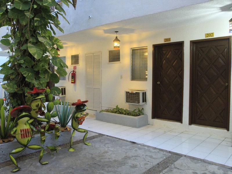 17E2202D45C87A02F996E47C95B01917