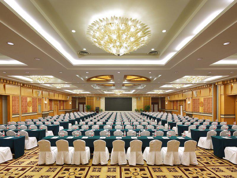 BB30F11B35673CAF2D14011AFD9BE25B