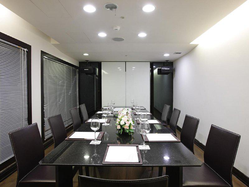 B0CF4AB8C495C599A454274B34A91878