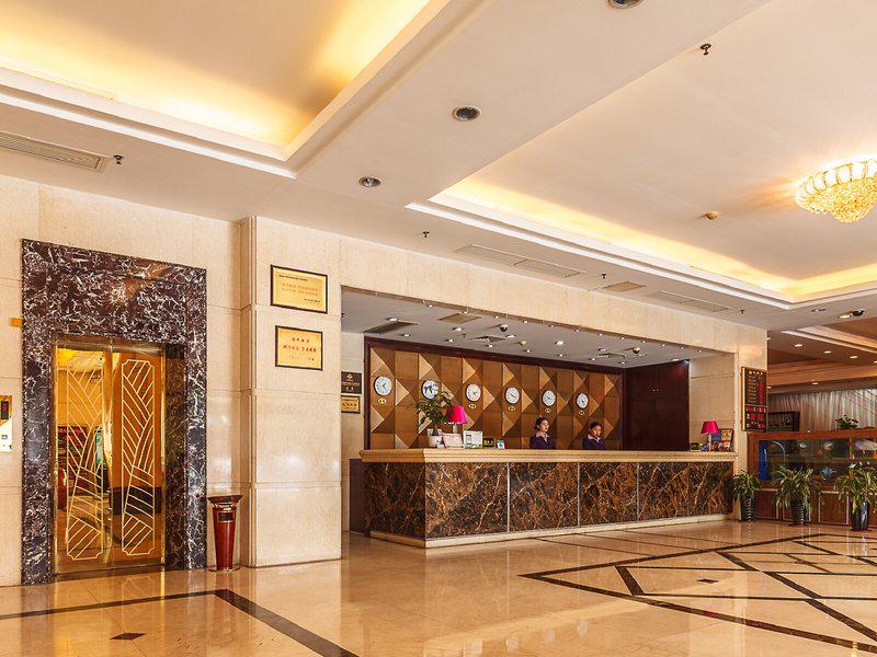 40ADD2D65CF639B2B998DB945A43E3B7