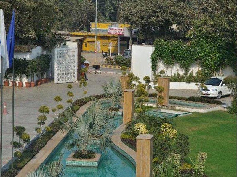 49A1014F82D8CA8F8990FE83770B03B2