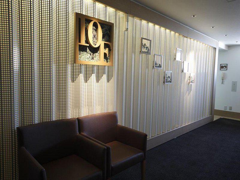 3C3121C0E85BD9E11F86840F1A2DBD41