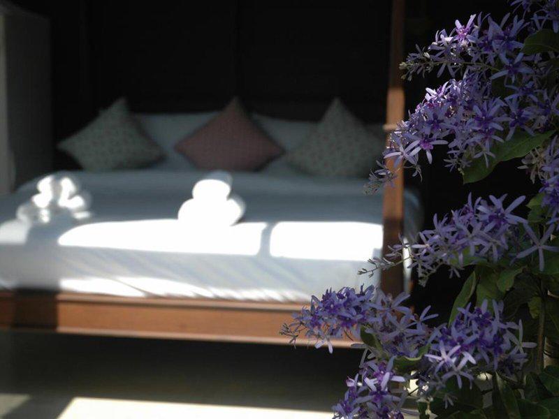 DE1C80E7E63B07A83C267F11759D3C2C