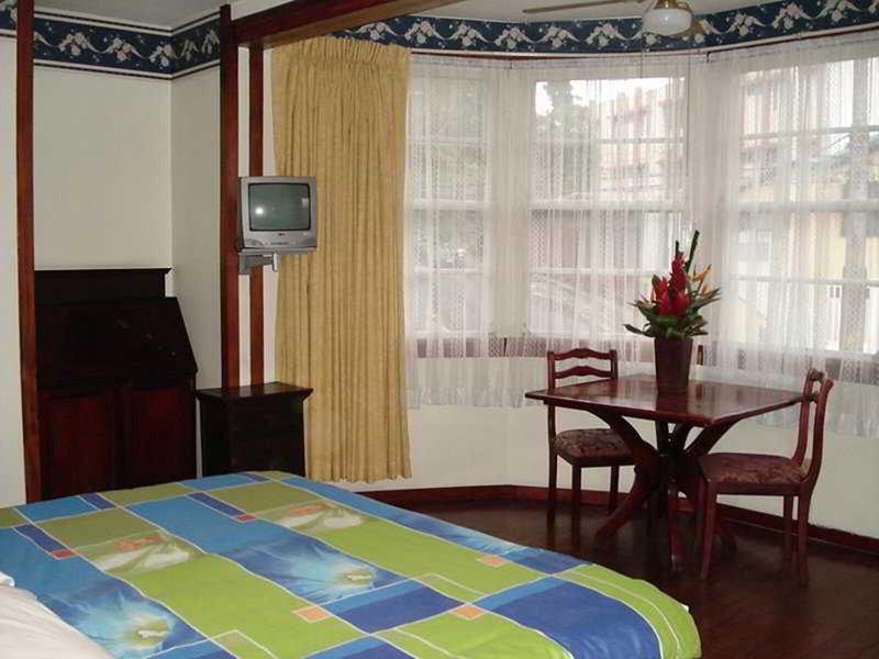 443E75ED8349B97DFB77DB7FA2E86B84