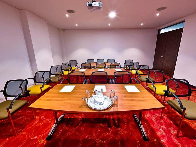 E7F95A14D6B3499D98D60F64ED3680C5