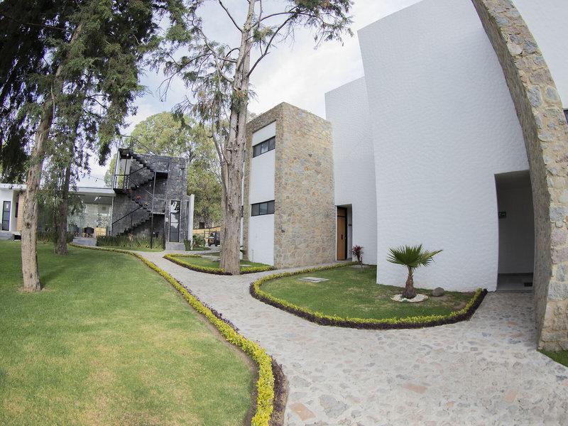 0B34D9E246251FEB700813BA01CF86EC