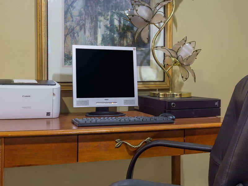 181BD802F4D57EC2C533BA4AA7E99AEC