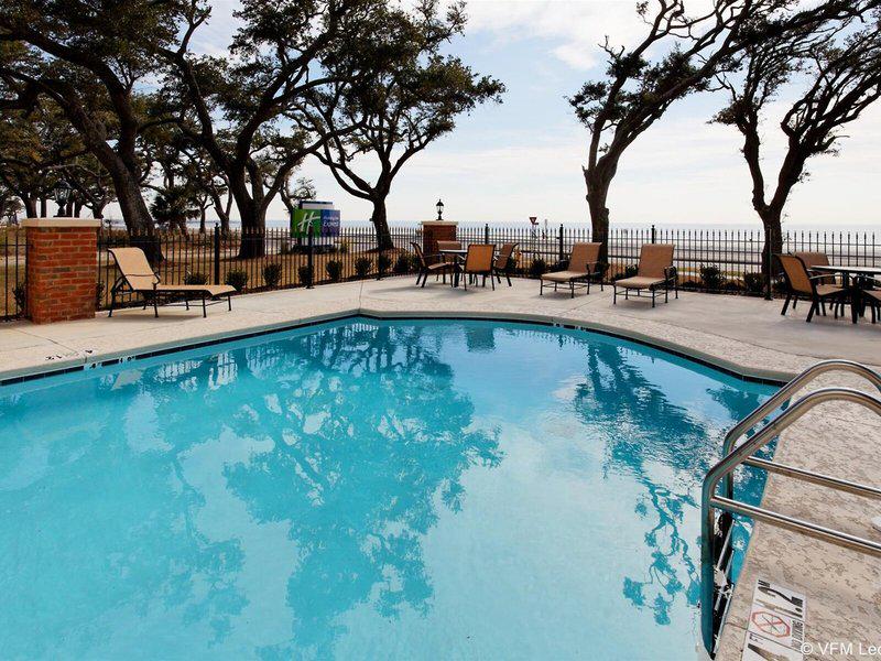 42CF8BC2F5920027AFC2B3920304F574