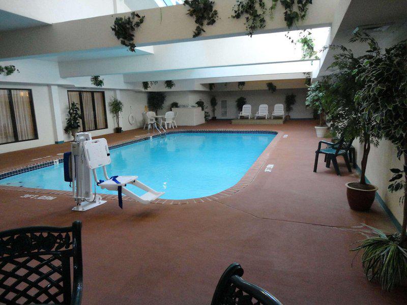 CDB97A288DA6529F243B3F3A8E967F74