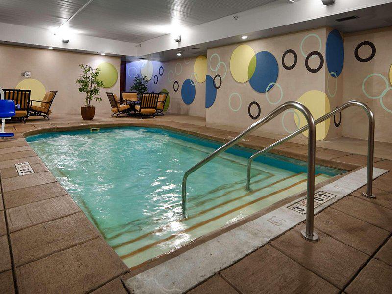 326C8FF65D8014AAD44530F3D5603E27