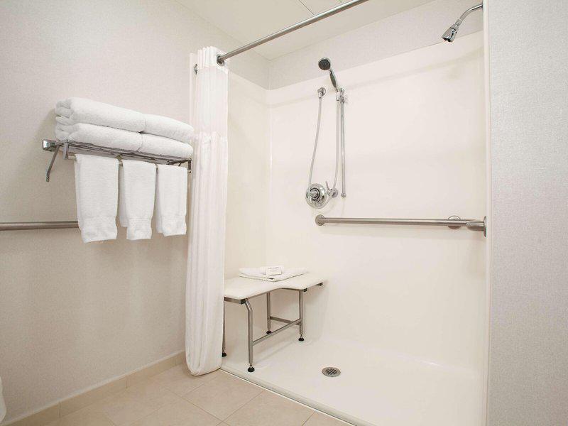 E647849C7E5C180E4883A1DEE0737F73