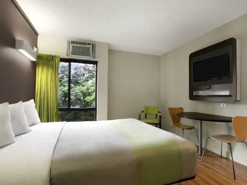 D0C266D3FF79E03D072885A3F0C95E3A