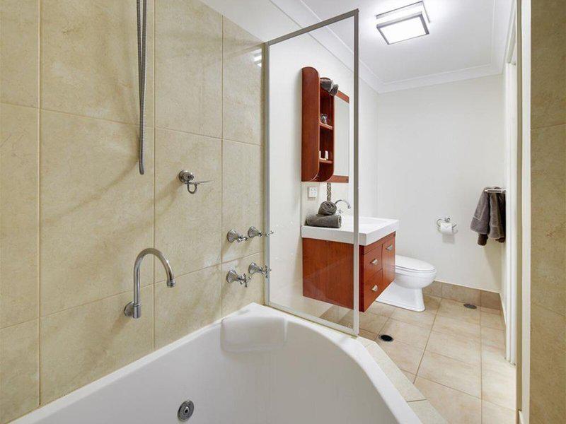 EBEF7811B3D621E3442948B4E0F8ACA4