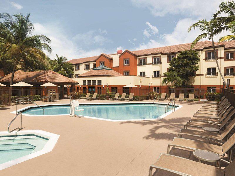 E12FC883AAAABCC97DA1D2C604064B8A