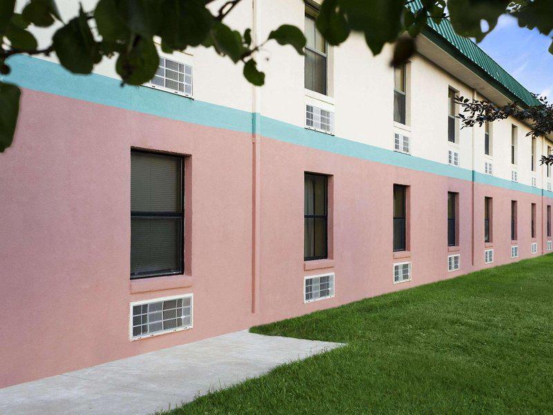 0564D7AD26E86FC6BEAE2B19847D81E2