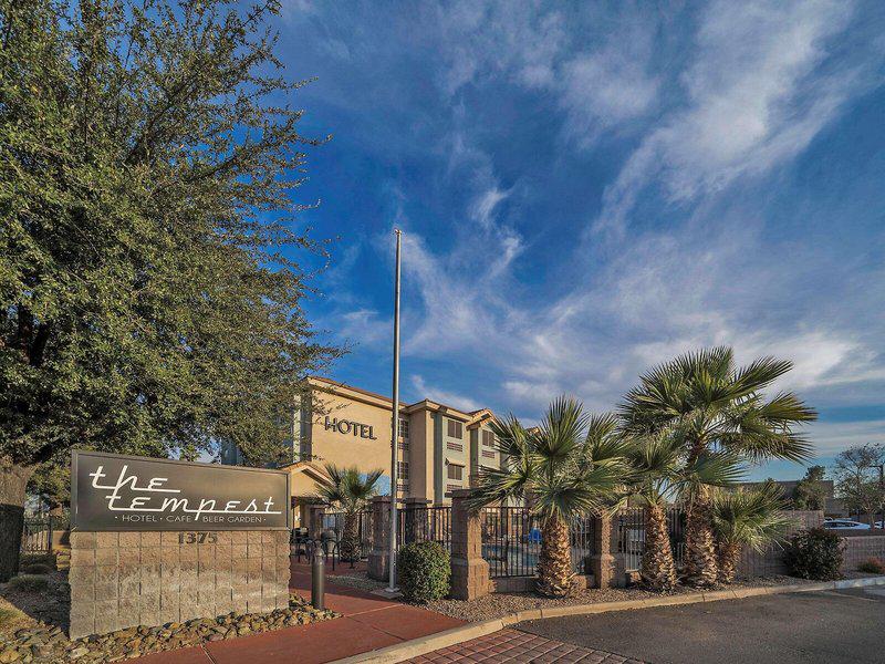 B8BE53F6F279EDBDC7F666880549AFF2