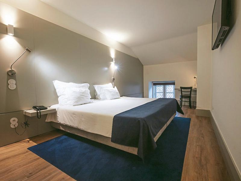 E82B0EED6865F8FE7ECAEF496FB5C1BE