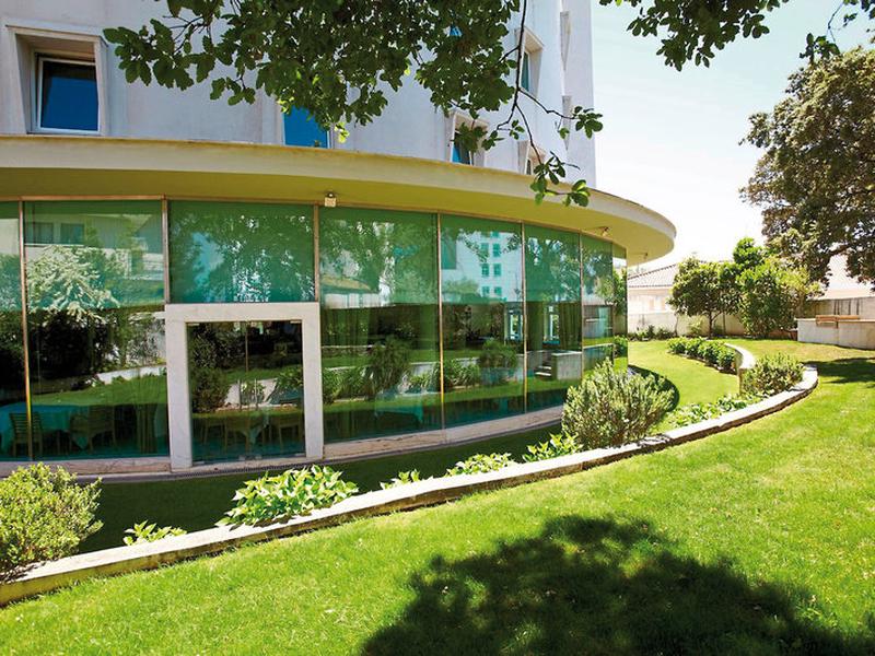 6A58ED0B334B1E62FE01423531C32DD9