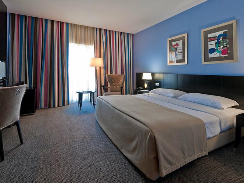 69DFC552B4A1AFFD4B43E86A8BA30D63