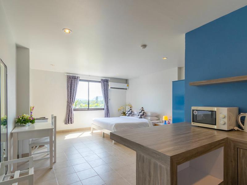 BBBB46DB4740741C2CB8E49BA238E563