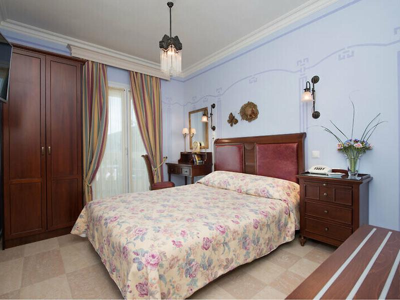 753819779229A99A679FA8B5530CF6C5