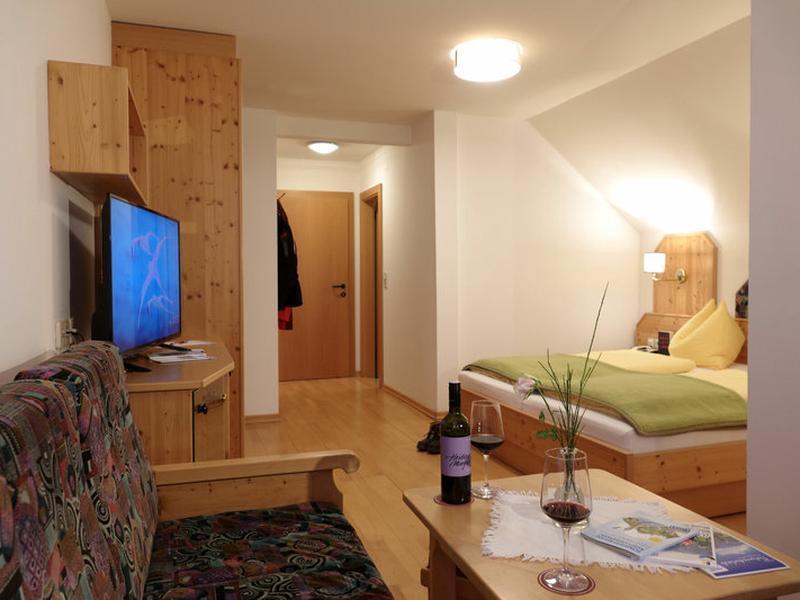 4324B488850BF8615C760544970CA27F