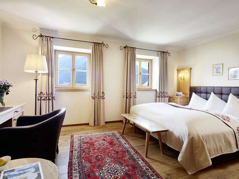 DD9B7CC03ADBF06C650D0C39FF33626D