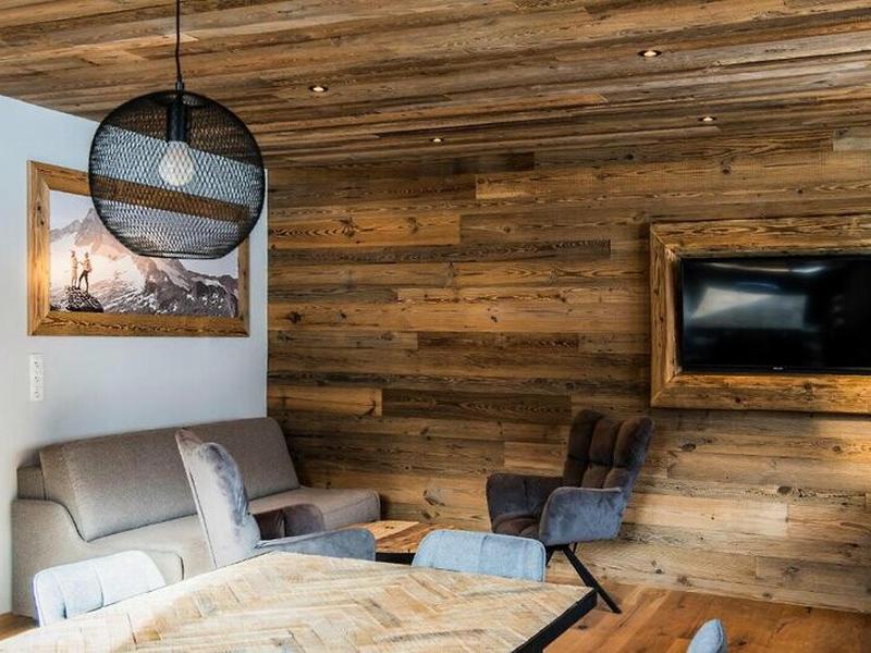 FBD9567ACB7C31F0E6FEAA61A2D4DCCE