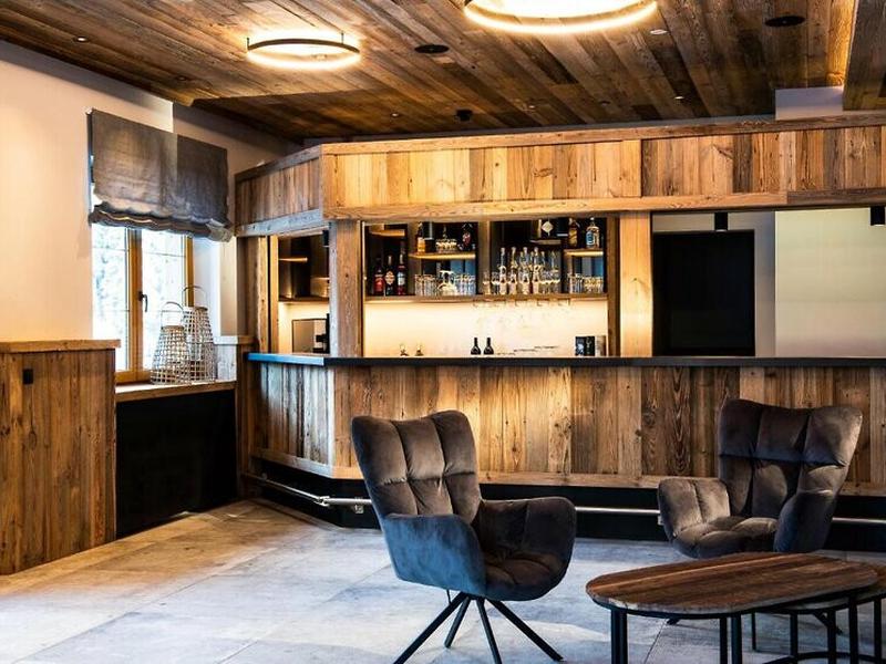 6640EF037952D4228FF689D6FED792D6