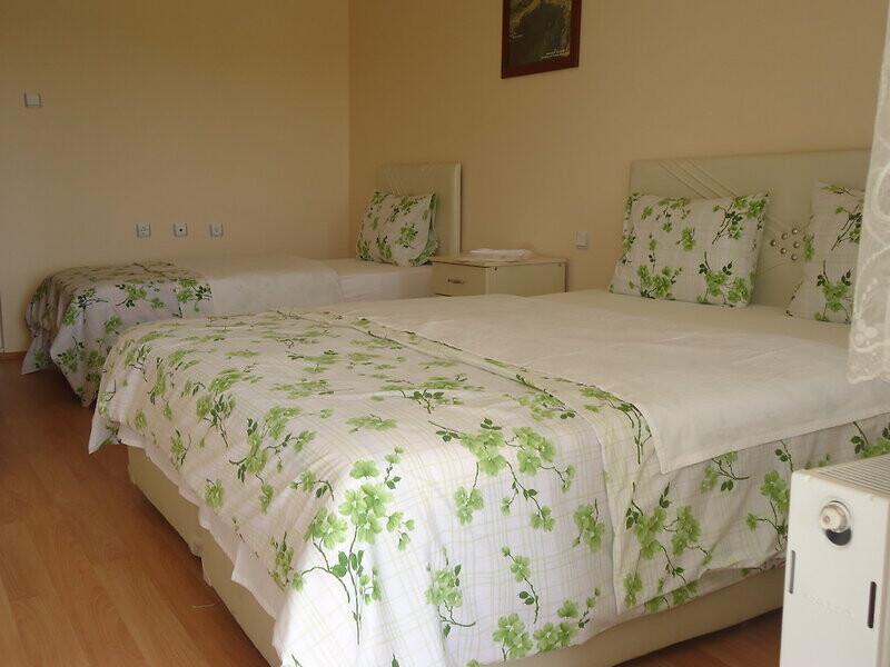 9C9E0BAE7568DF1B1A13842CBDD2DF83